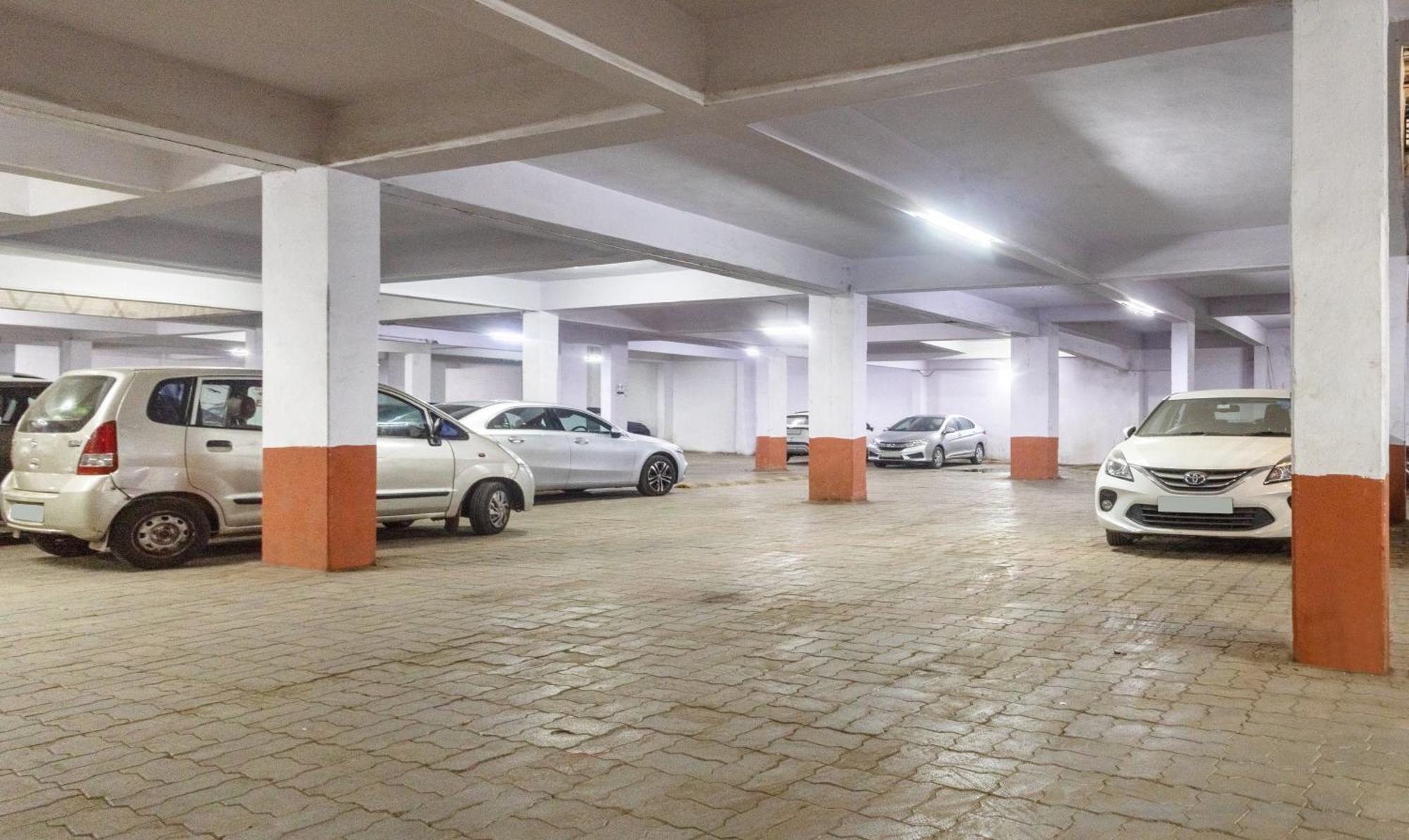 Itsy Hotels Signature, Nehru Nagar Ahmedabad Exteriör bild