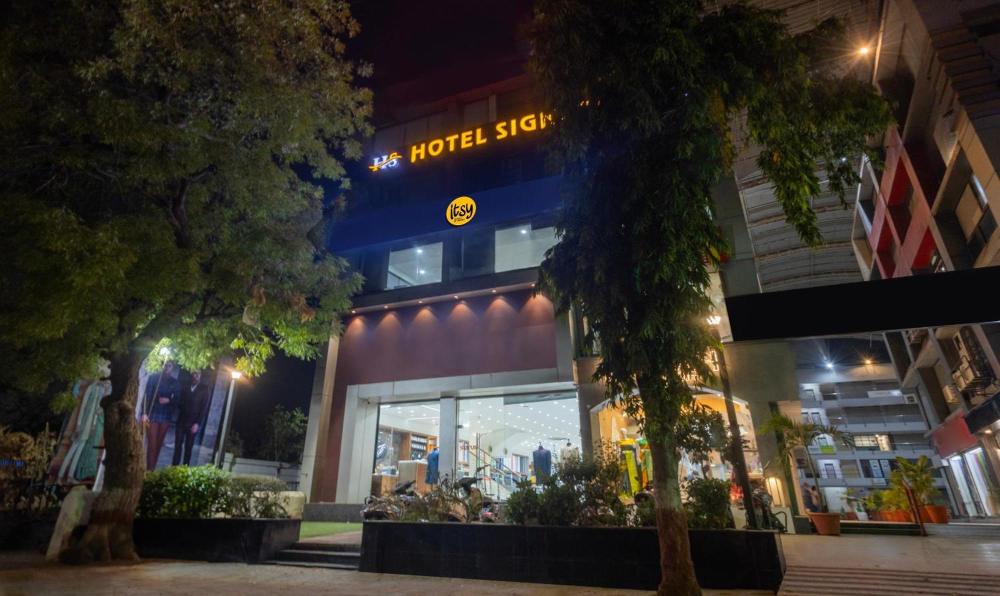 Itsy Hotels Signature, Nehru Nagar Ahmedabad Exteriör bild