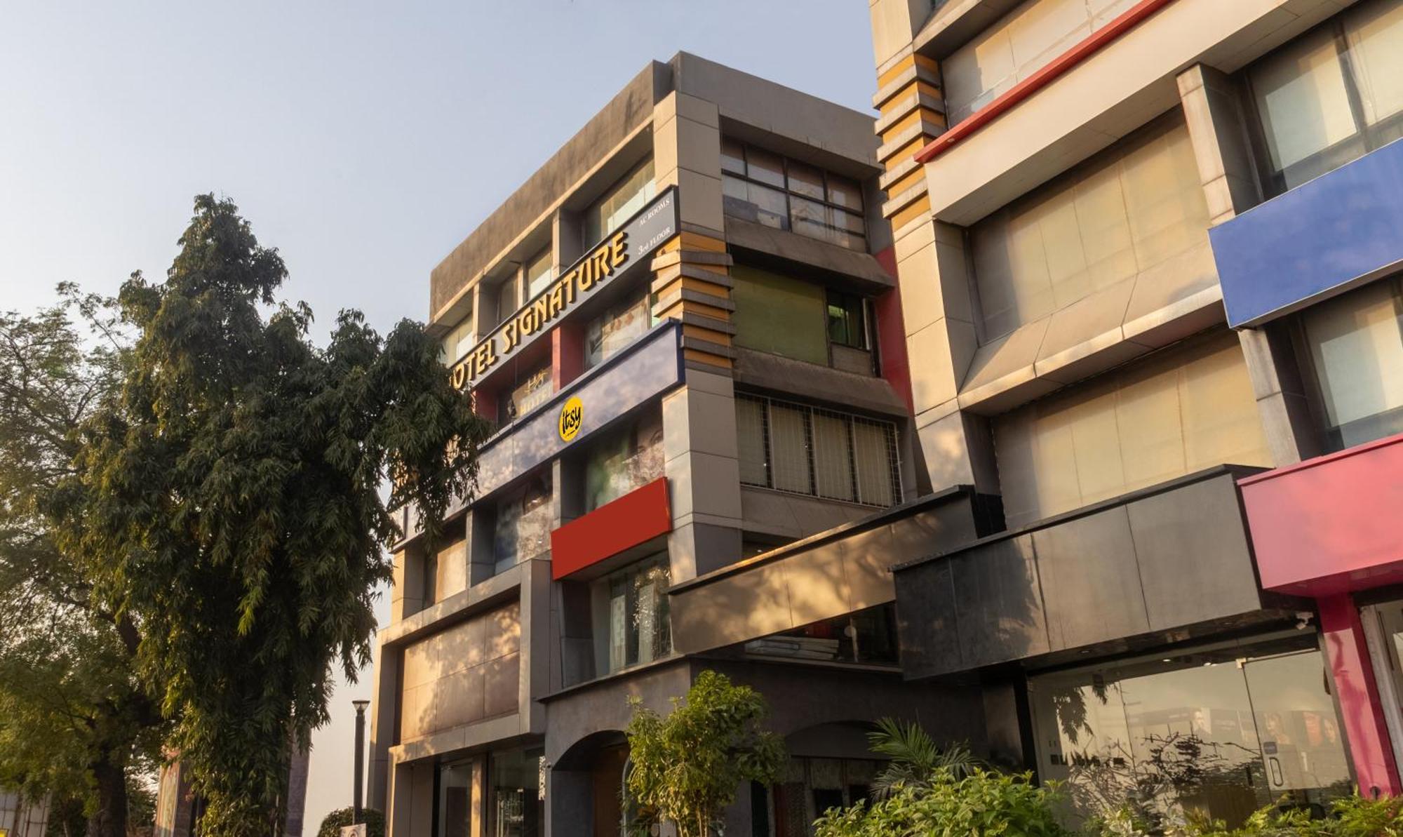 Itsy Hotels Signature, Nehru Nagar Ahmedabad Exteriör bild